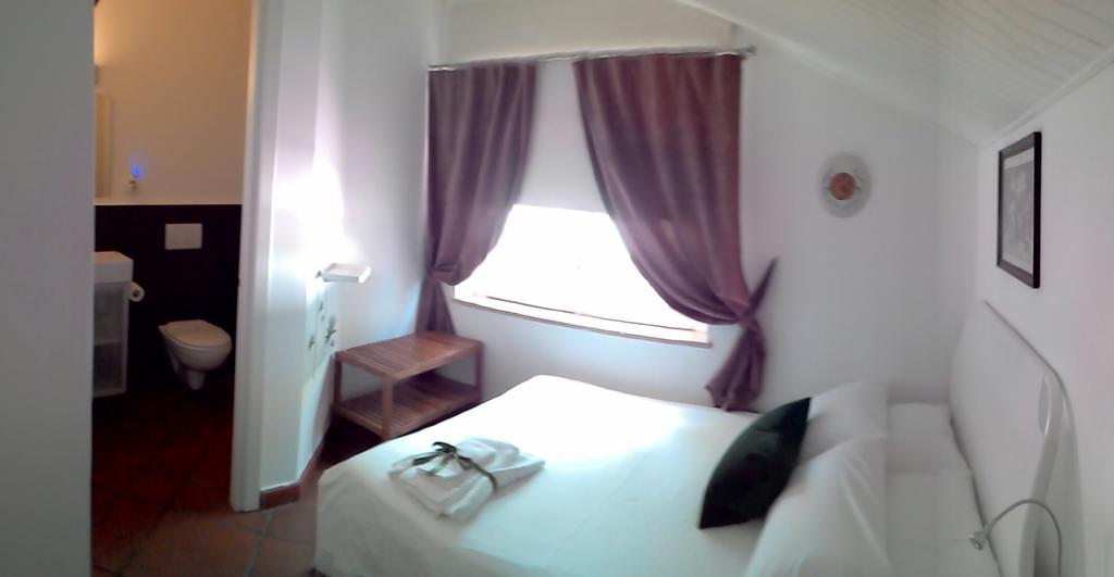 Bed And Breakfast Aloisio San Gregorio di Catania Ruang foto