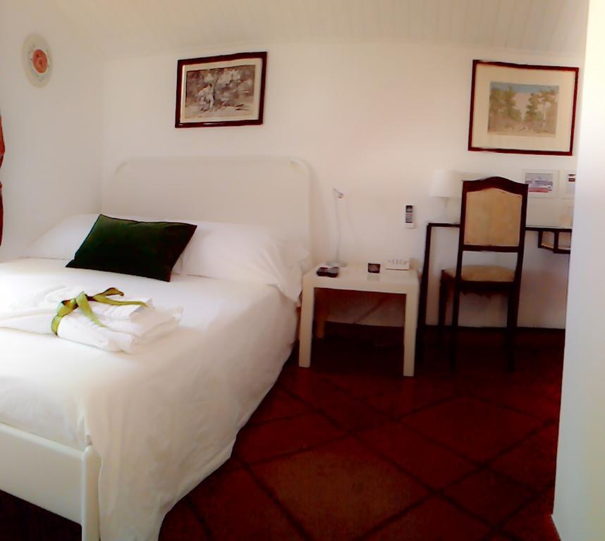 Bed And Breakfast Aloisio San Gregorio di Catania Ruang foto