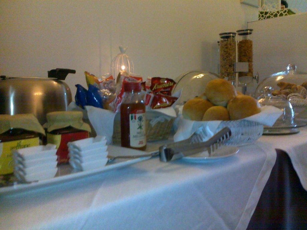 Bed And Breakfast Aloisio San Gregorio di Catania Bagian luar foto